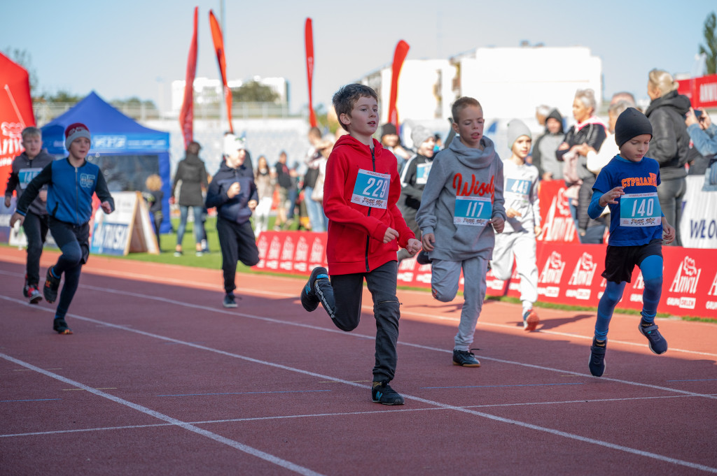 10. ANWIL Półmaraton Włocławek najmłodsi biegacze