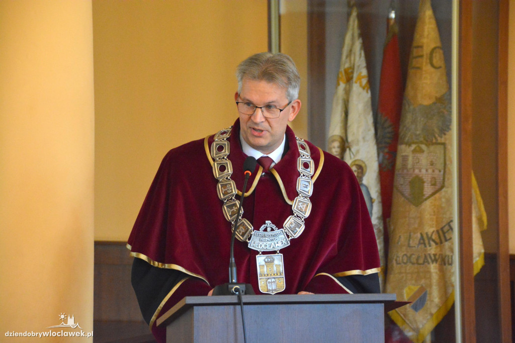 Pasowanie na ucznia w Cechu Rzemiosł Różnych