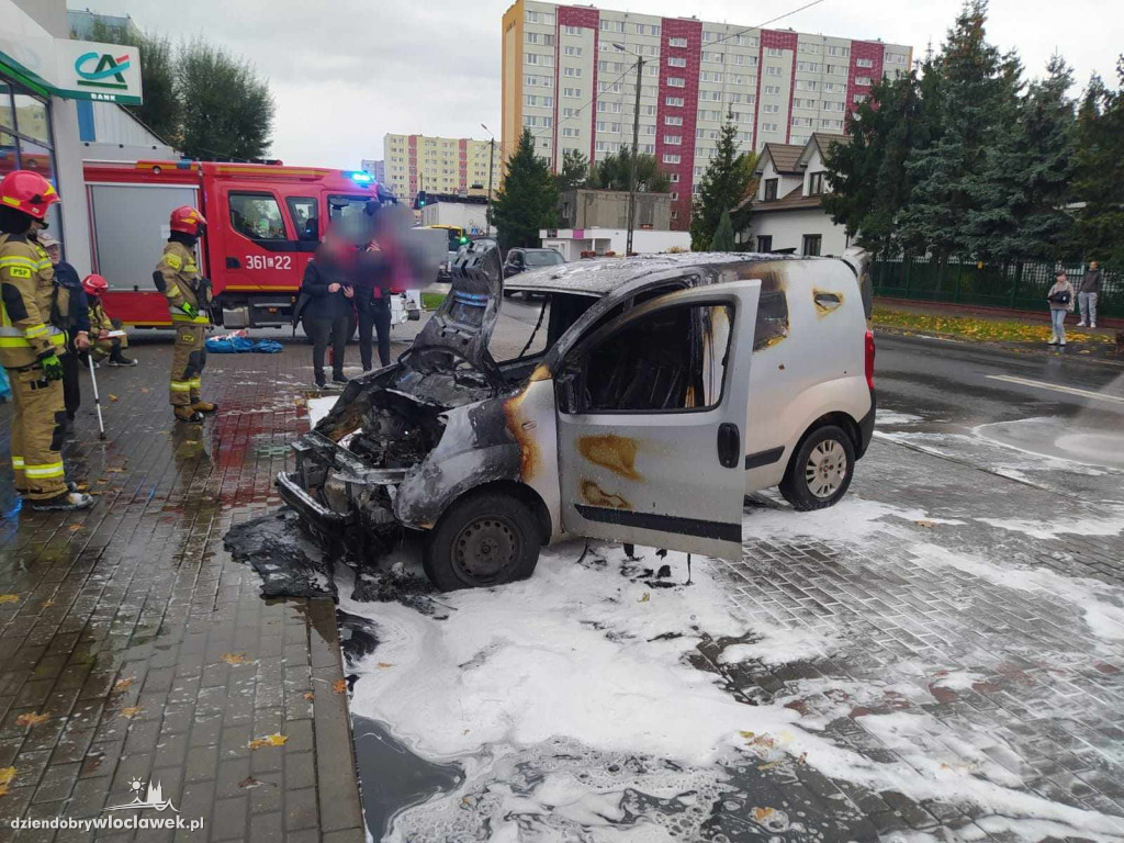 Pożar auta na ulicy Kaliskiej