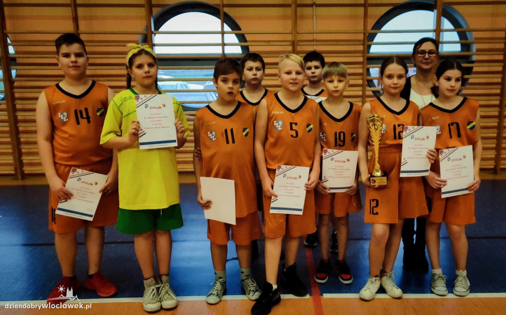 Turniej koszykówki o Puchar Starosty Włocławskiego
