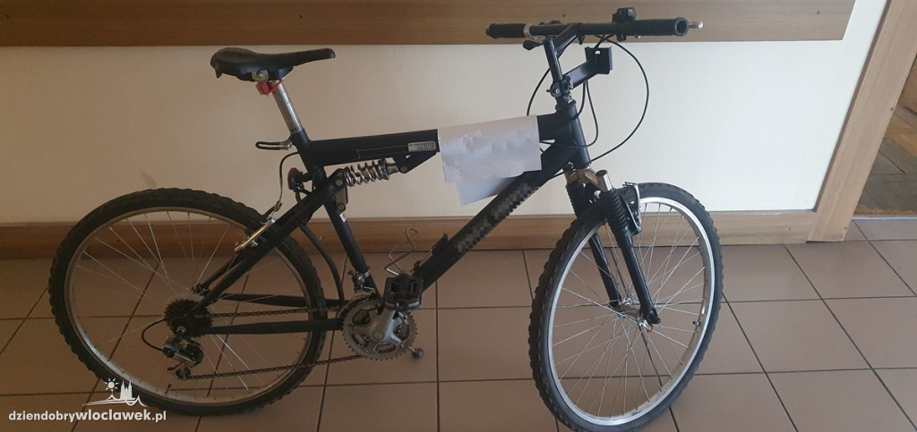 Skradzione przedmioty z ul. Jastrzębiej