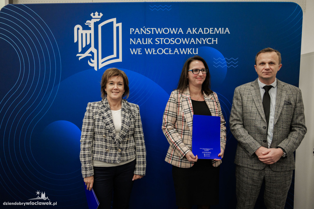 Rozdanie stypendiów rektora PANS