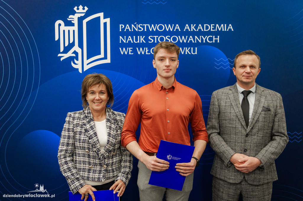 Rozdanie stypendiów rektora PANS