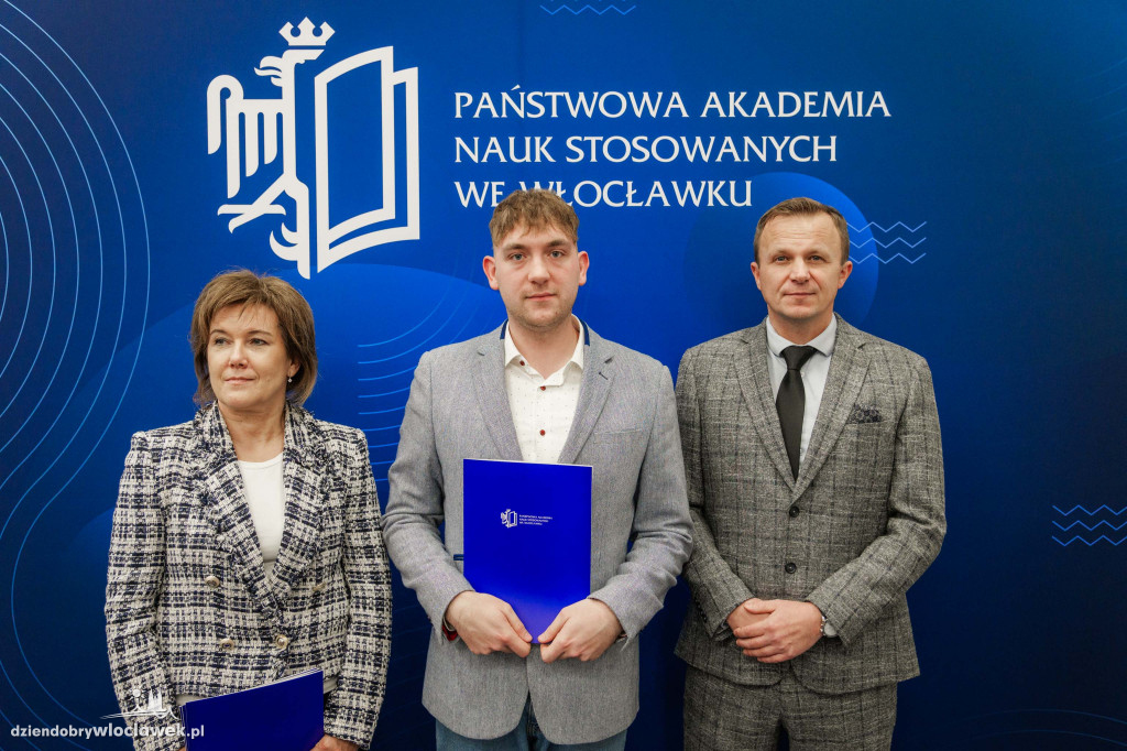Rozdanie stypendiów rektora PANS