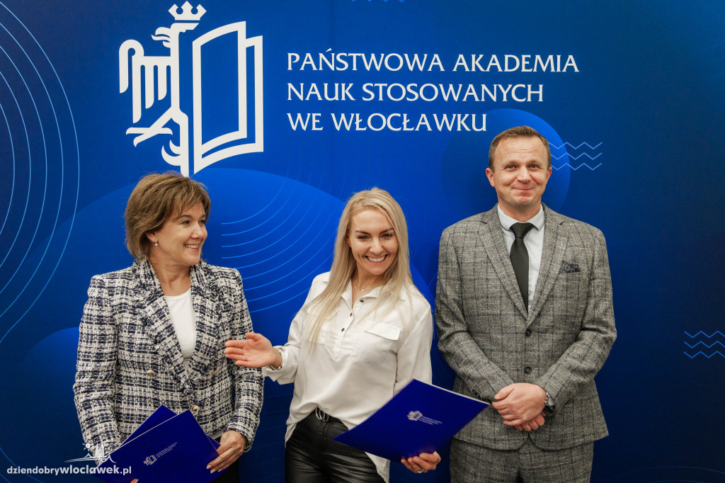 Rozdanie stypendiów rektora PANS
