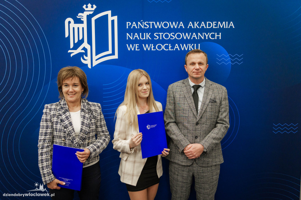 Rozdanie stypendiów rektora PANS