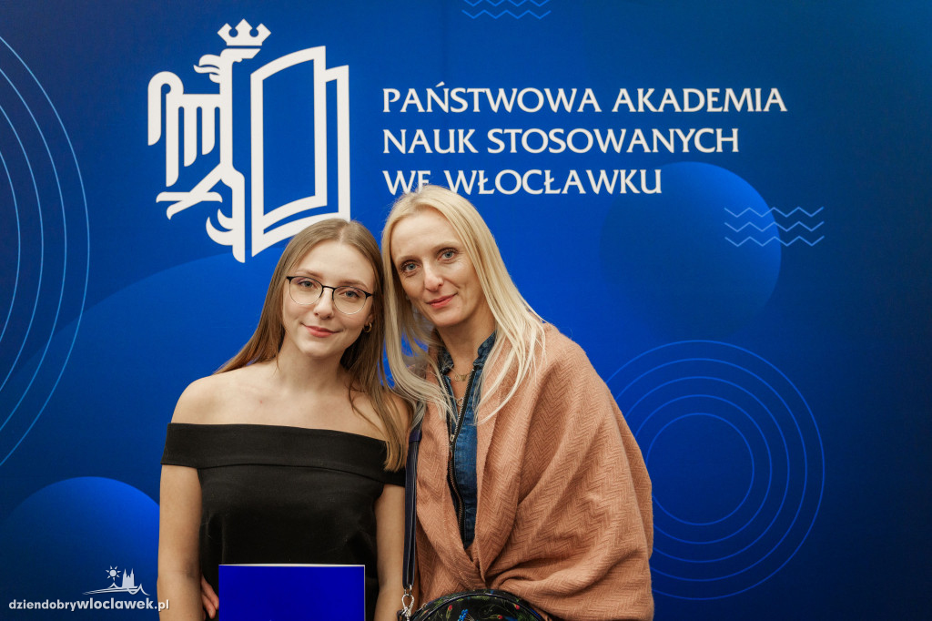 Rozdanie stypendiów rektora PANS
