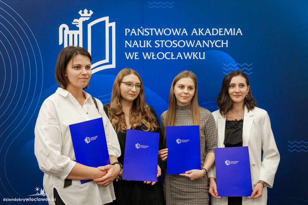 Rozdanie stypendiów rektora PANS