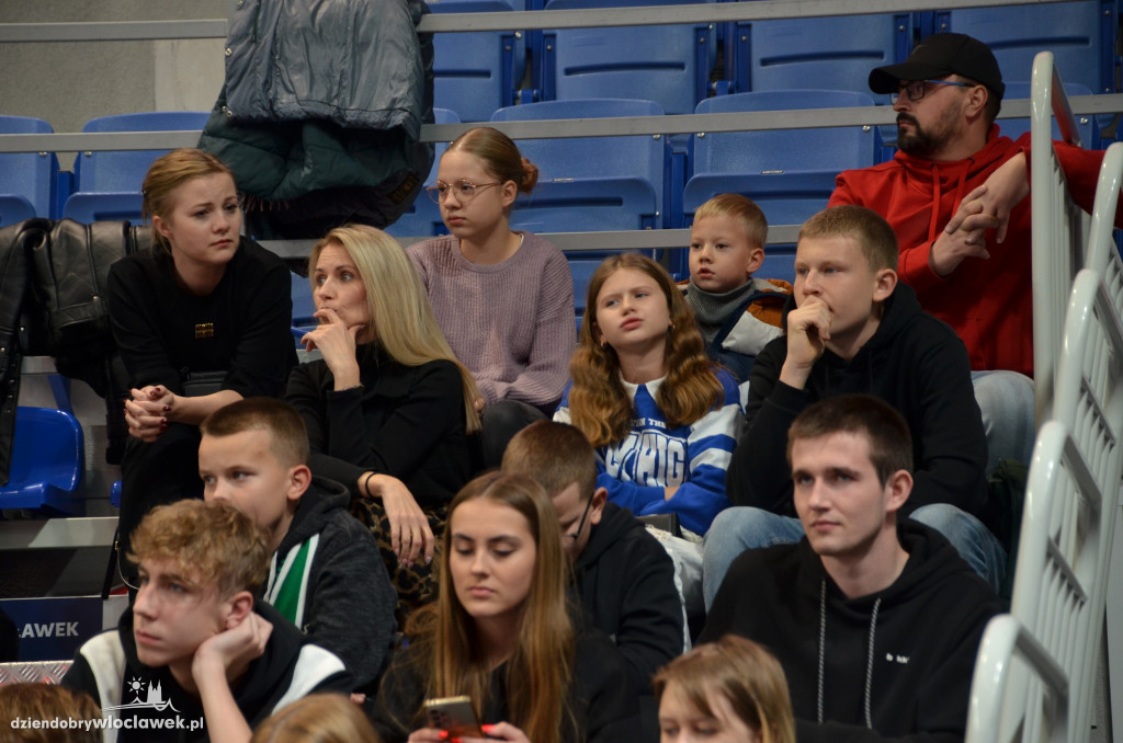 Kibice na meczu Anwil Włocławek vs CSU Sibiu