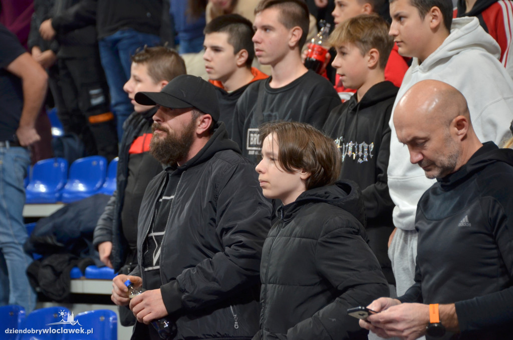 Kibice na meczu Anwil Włocławek vs CSU Sibiu