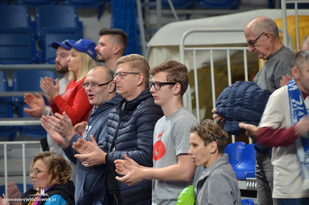 Kibice na meczu Anwil Włocławek vs CSU Sibiu