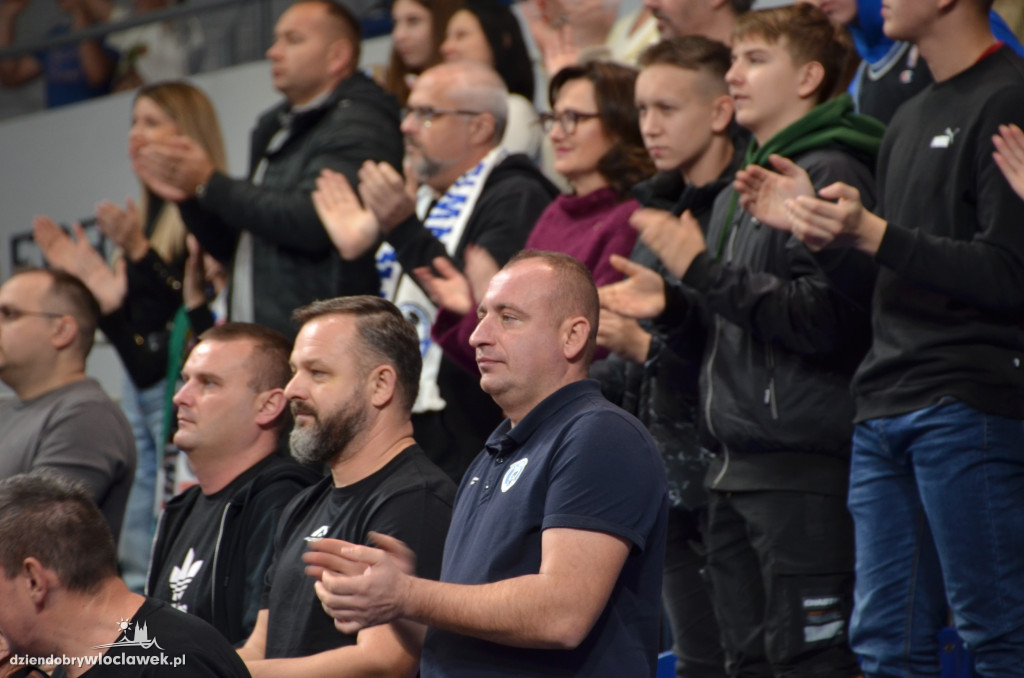 Kibice na meczu Anwil Włocławek vs CSU Sibiu