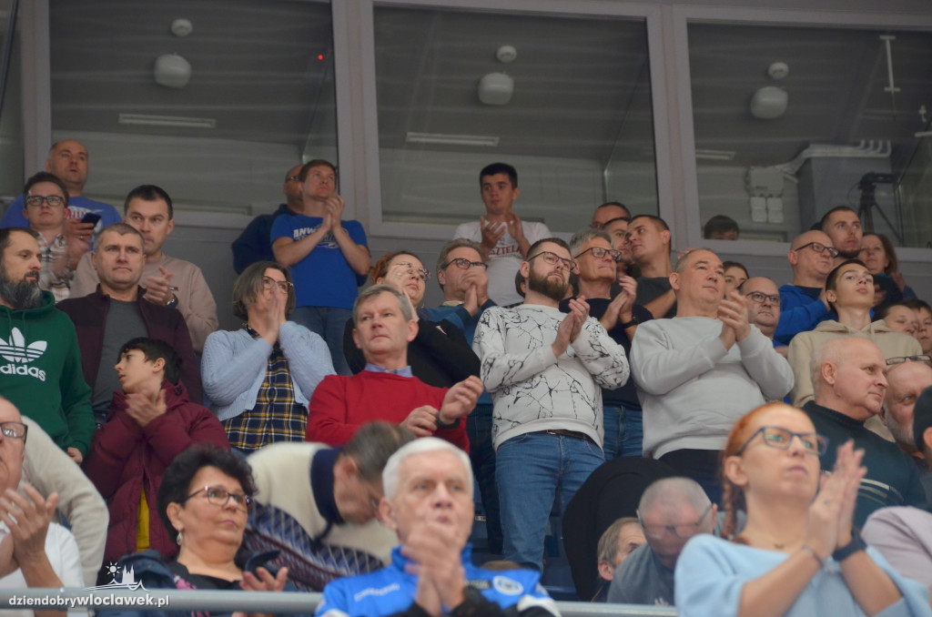 Kibice na meczu Anwil Włocławek vs CSU Sibiu