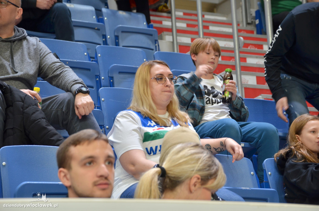 Kibice na meczu Anwil Włocławek vs CSU Sibiu