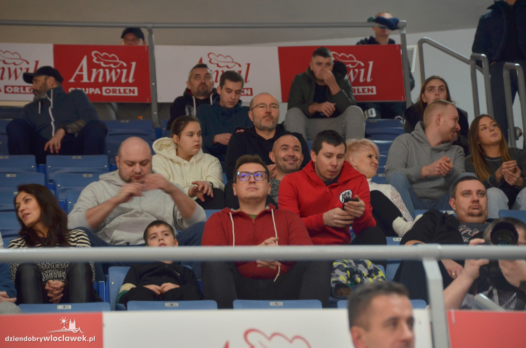 Kibice na meczu Anwil Włocławek vs CSU Sibiu
