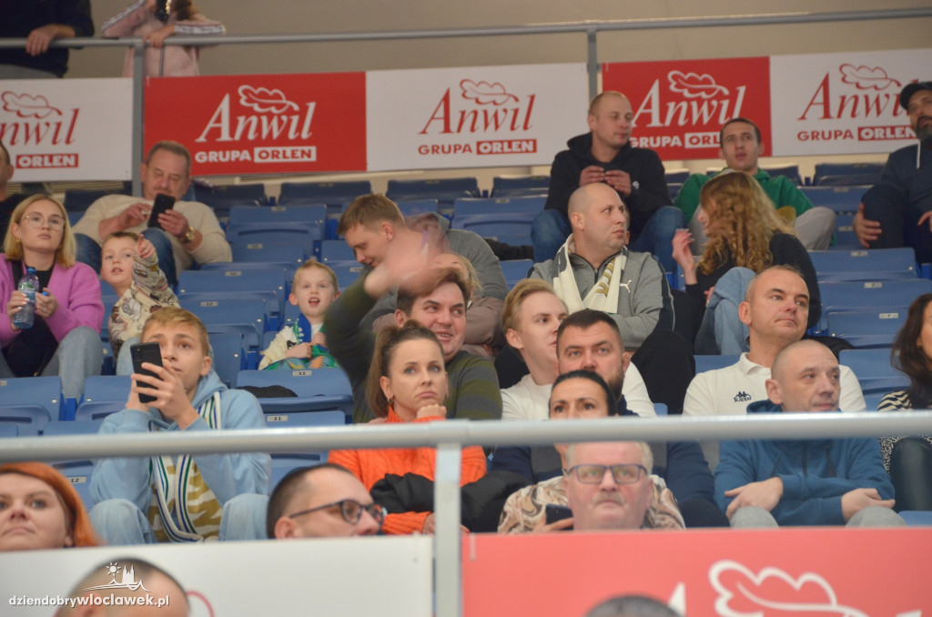 Kibice na meczu Anwil Włocławek vs CSU Sibiu