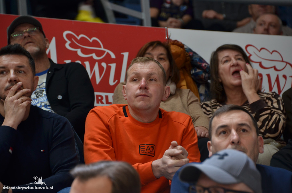 Kibice na meczu Anwil Włocławek vs CSU Sibiu