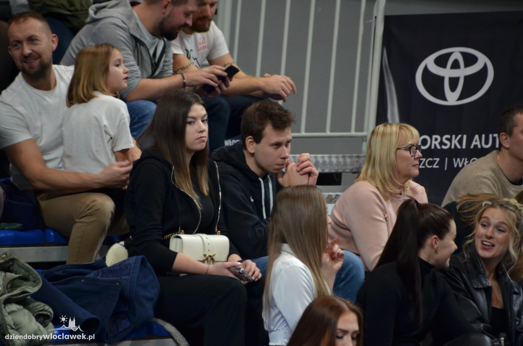 Kibice na meczu Anwil Włocławek vs CSU Sibiu