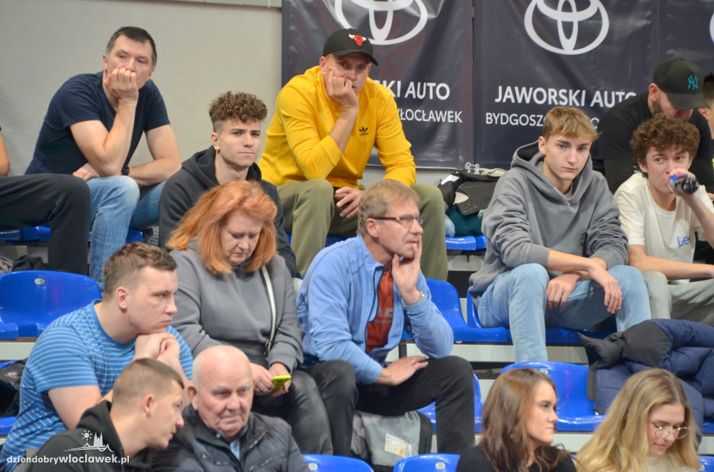 Kibice na meczu Anwil Włocławek vs CSU Sibiu