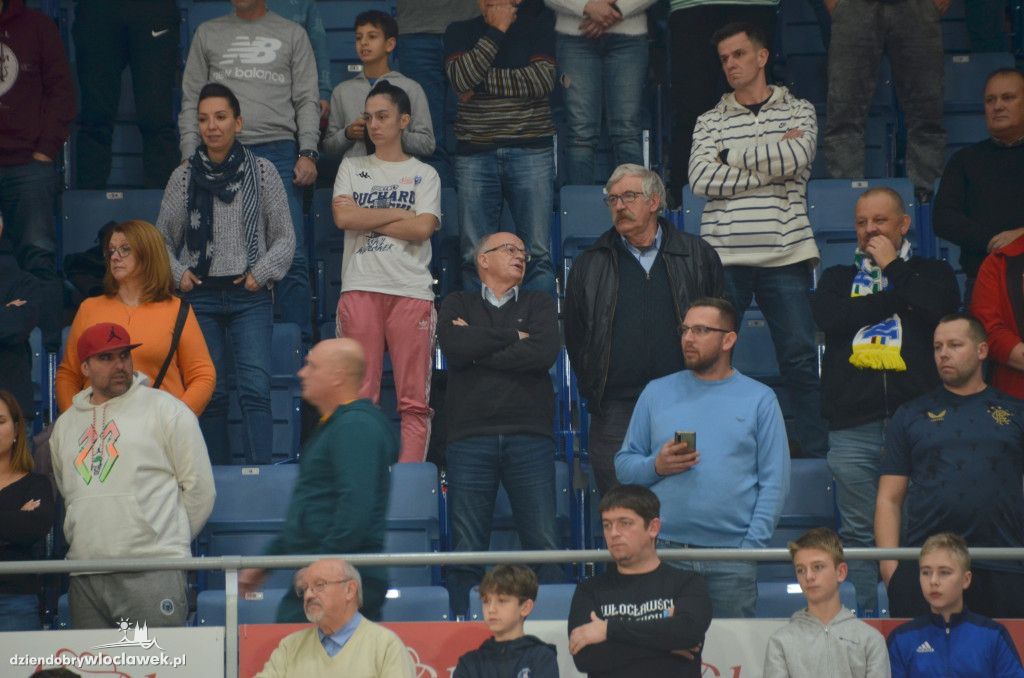 Kibice na meczu Anwil Włocławek vs CSU Sibiu