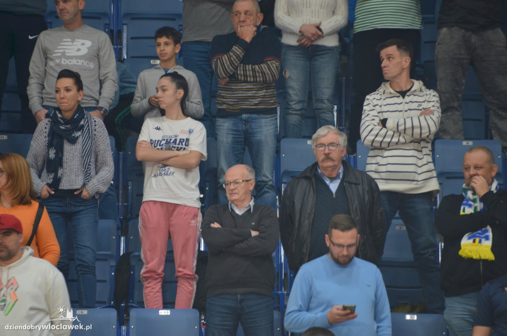 Kibice na meczu Anwil Włocławek vs CSU Sibiu