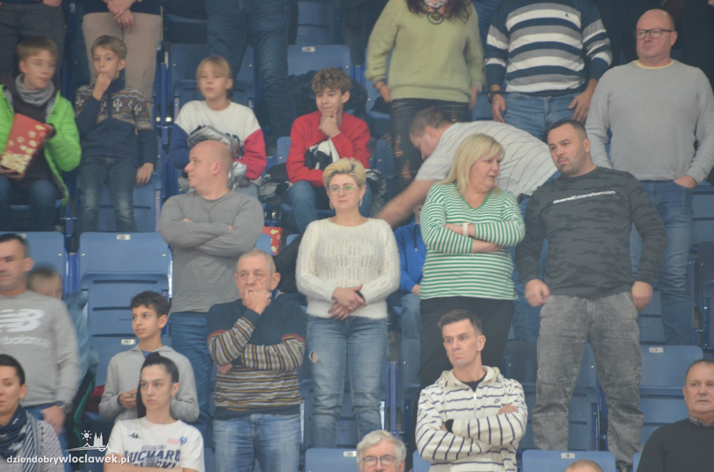 Kibice na meczu Anwil Włocławek vs CSU Sibiu