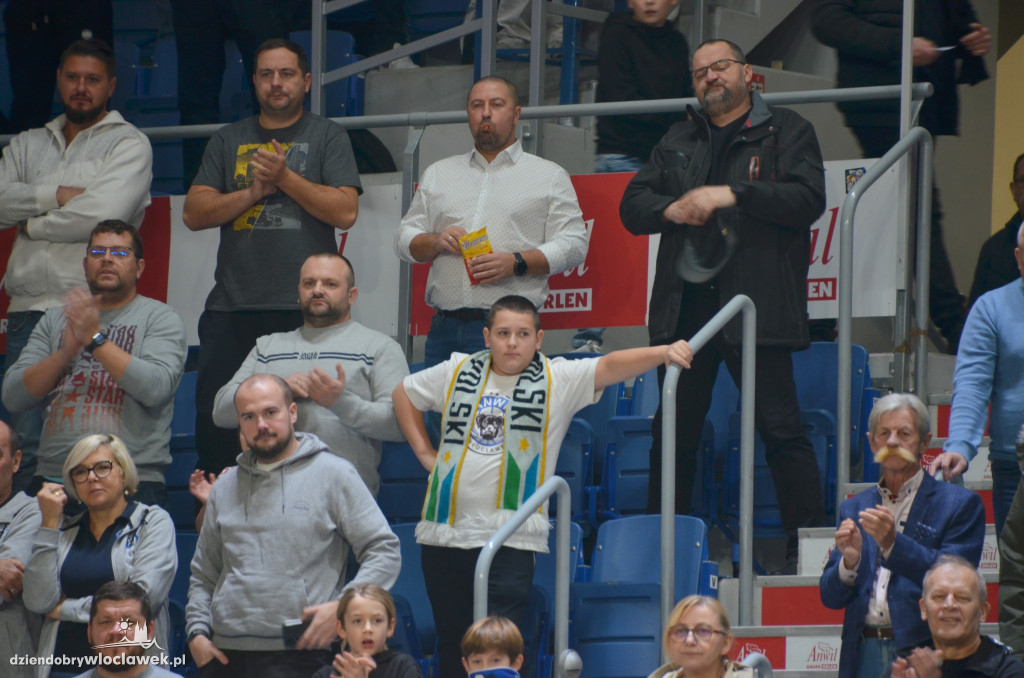 Kibice na meczu Anwil Włocławek vs CSU Sibiu