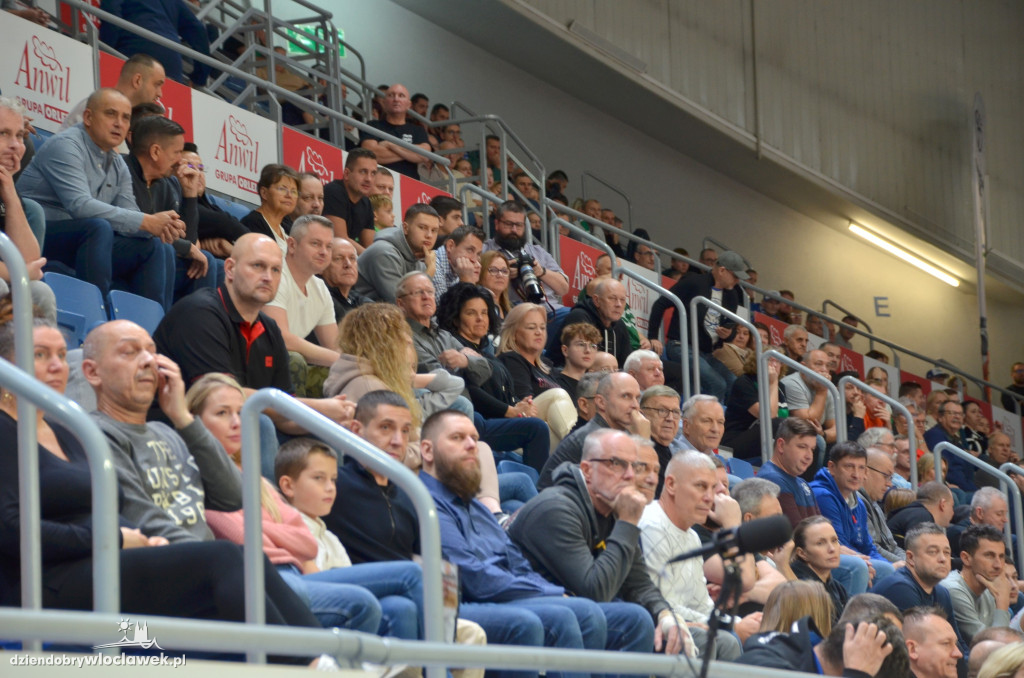 Kibice na meczu Anwil Włocławek vs CSU Sibiu