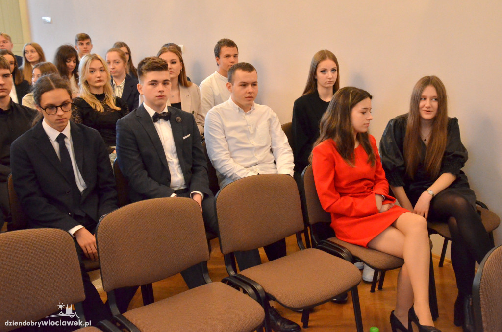 Wręczenie stypendiów Premiera oraz MEN w LZK