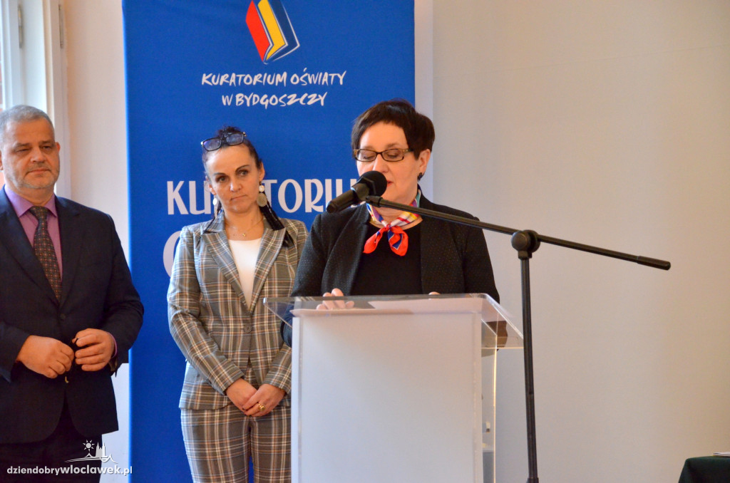 Wręczenie stypendiów Premiera oraz MEN w LZK