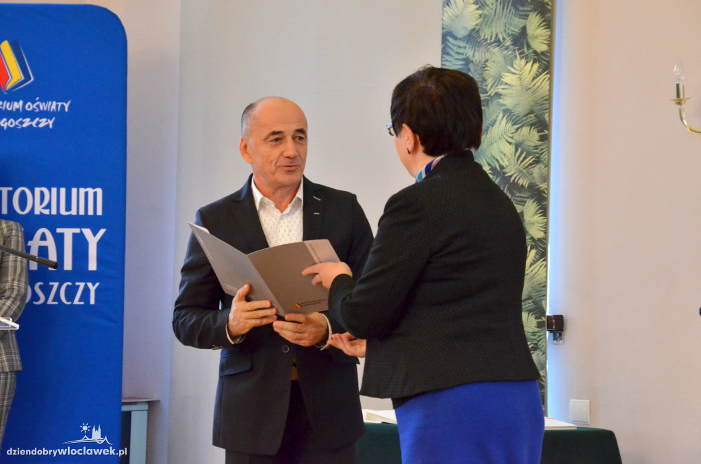 Wręczenie stypendiów Premiera oraz MEN w LZK