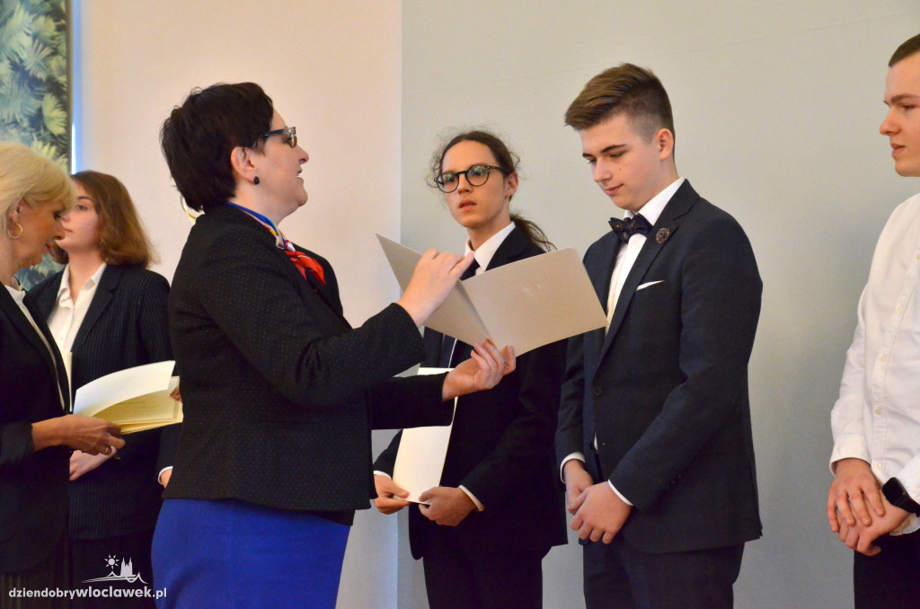 Wręczenie stypendiów Premiera oraz MEN w LZK