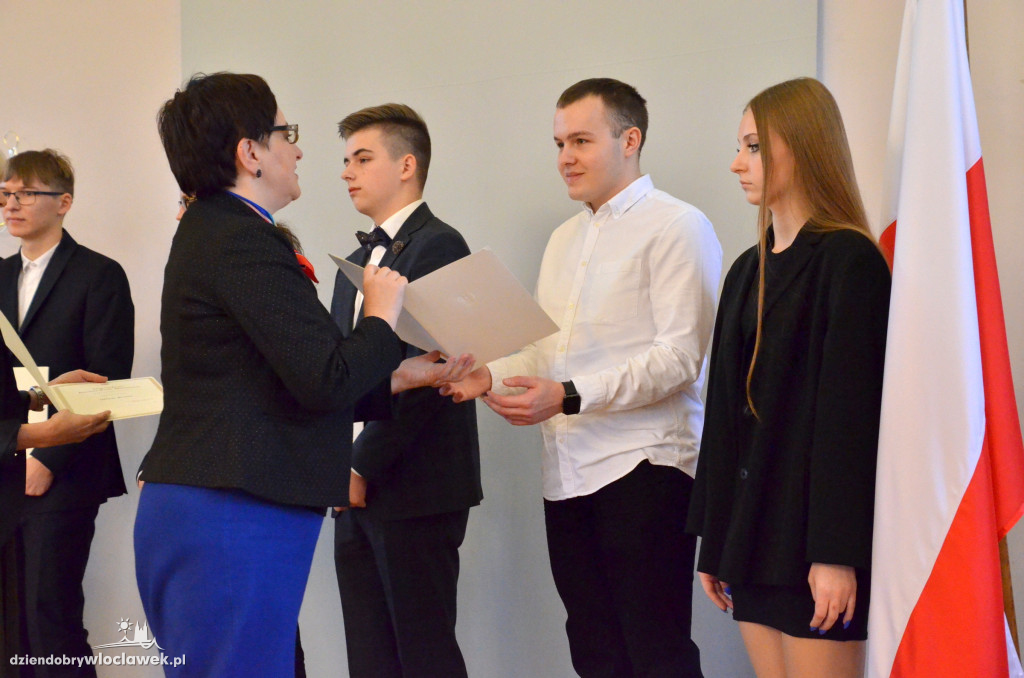 Wręczenie stypendiów Premiera oraz MEN w LZK