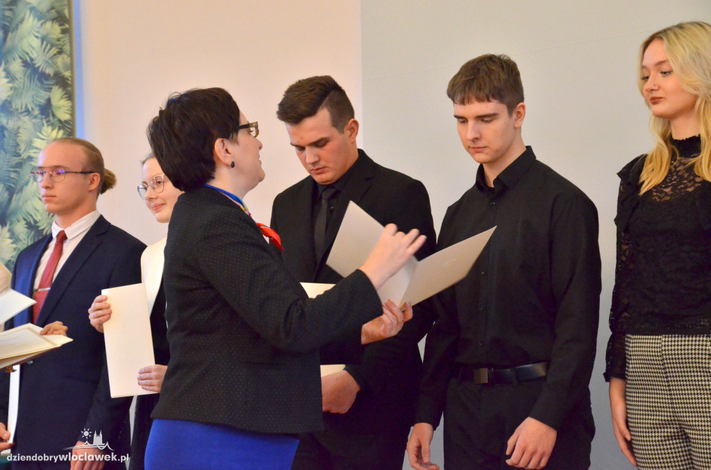 Wręczenie stypendiów Premiera oraz MEN w LZK