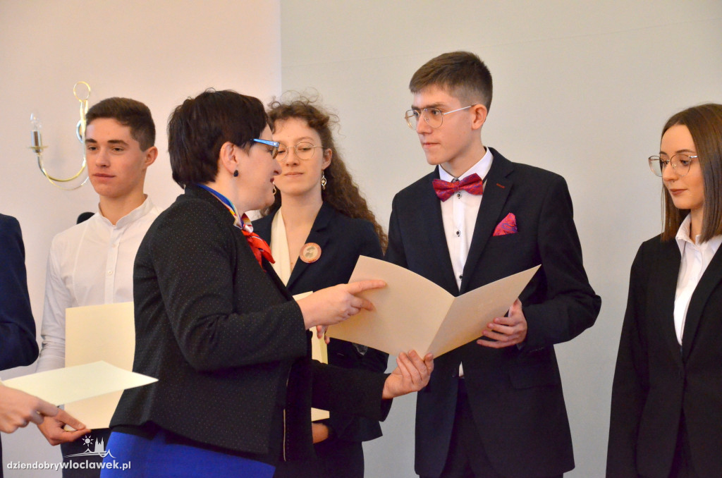 Wręczenie stypendiów Premiera oraz MEN w LZK