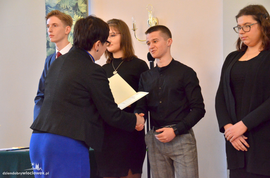 Wręczenie stypendiów Premiera oraz MEN w LZK