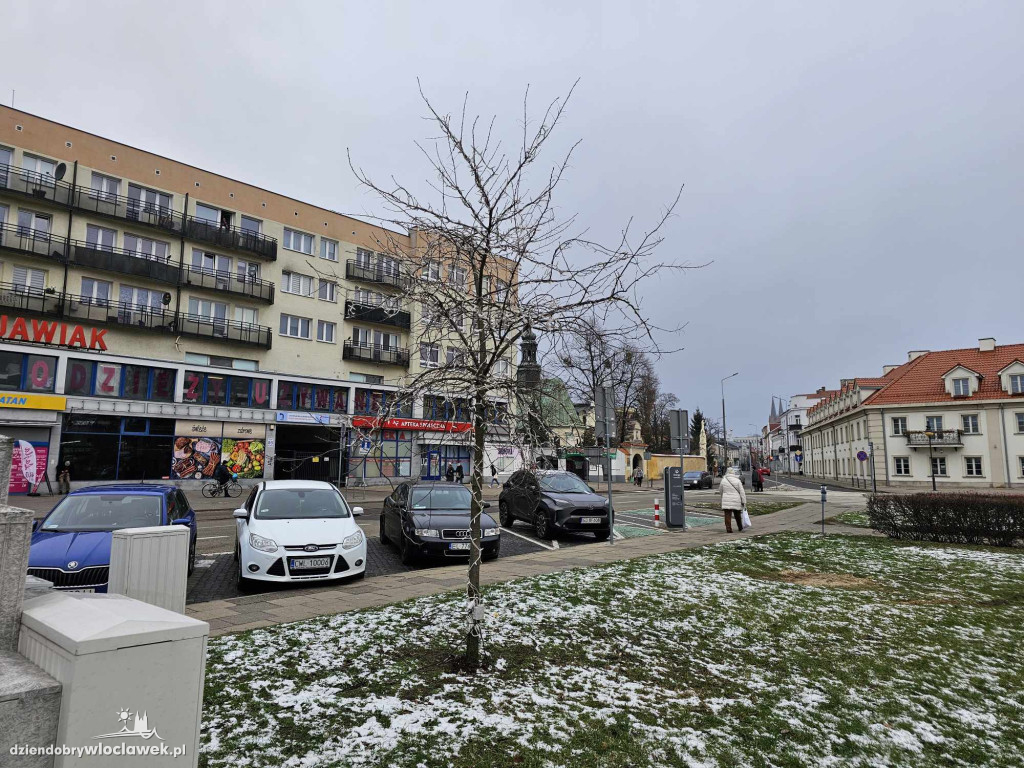 Montaż iluminacji świątecznej