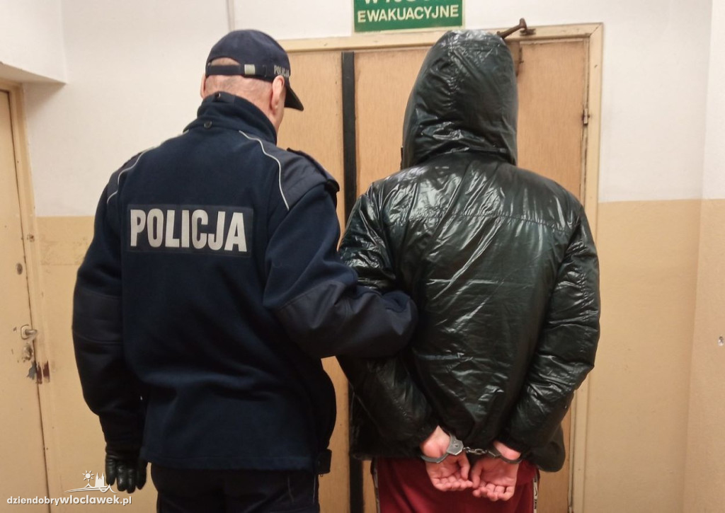 Trzymał w domu pół kilograma narkotyków