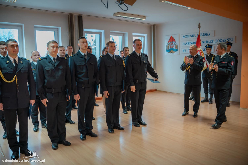 Awanse i wyróżnienia dla strażaków z Włocławka