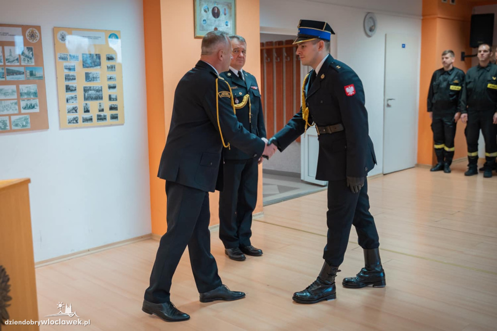 Awanse i wyróżnienia dla strażaków z Włocławka