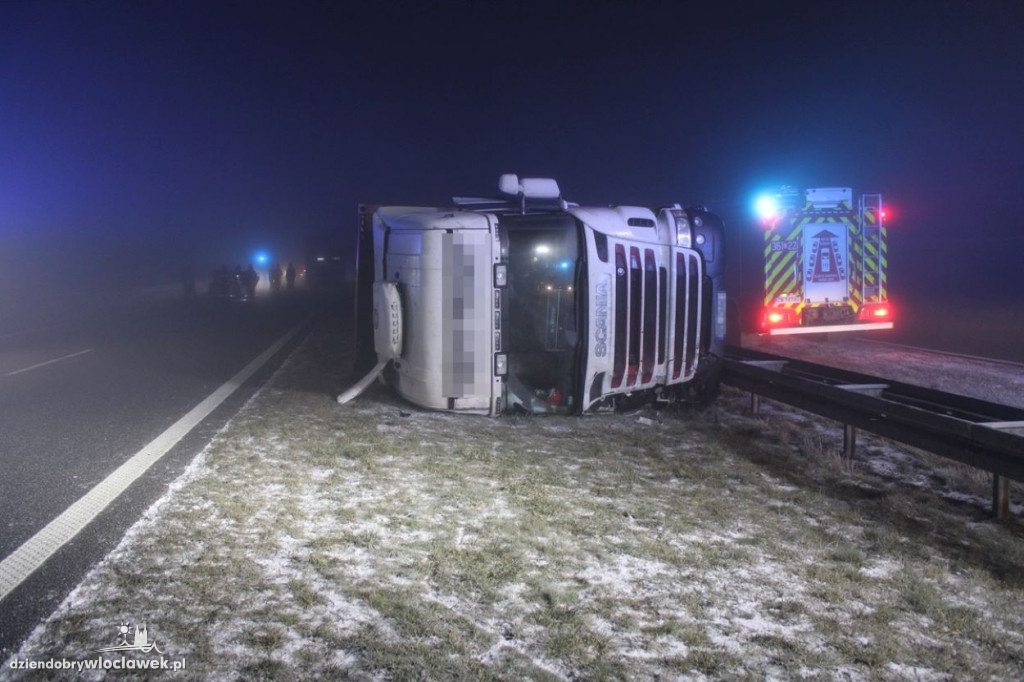 Kolizja na 208. kilometrze autostrady A1