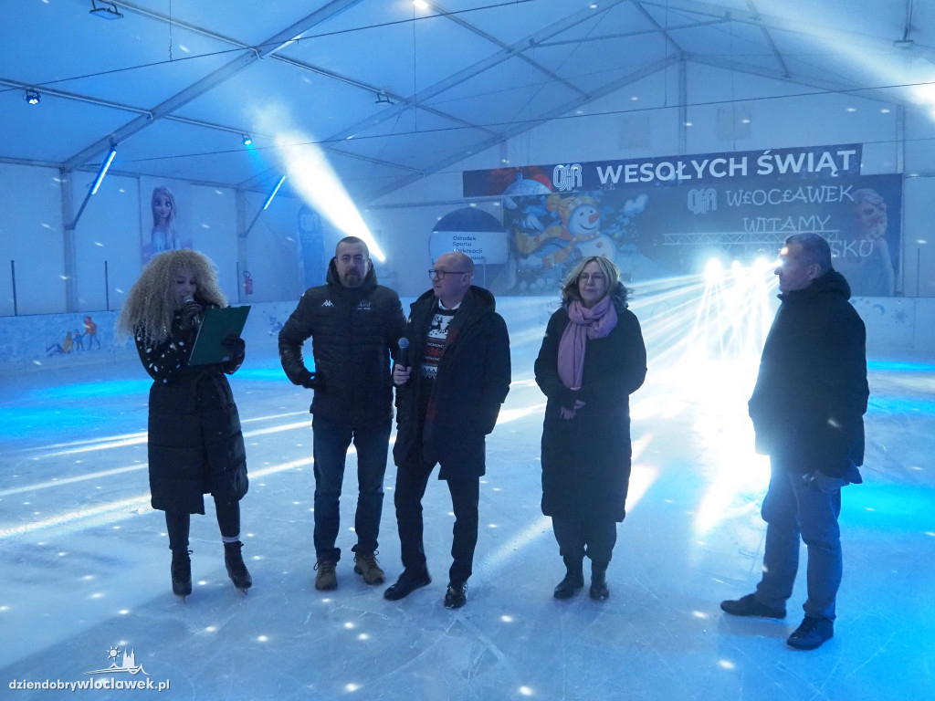 Otwarcie lodowiska OSiR na Słodowie