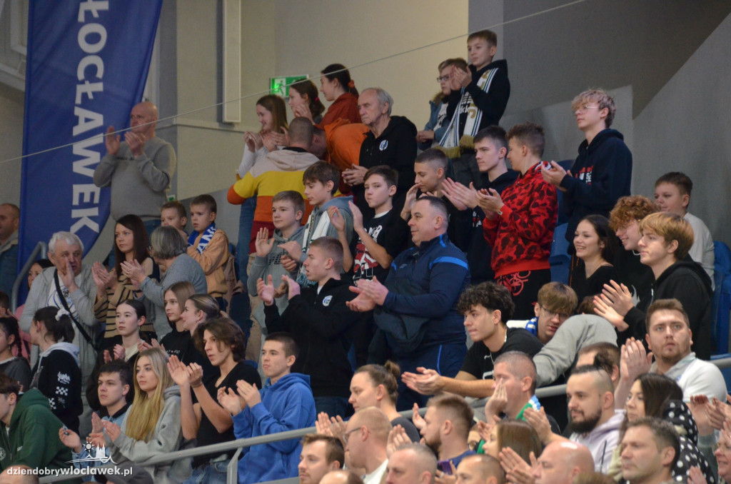 Kibice na meczu Anwil vs Spójnia
