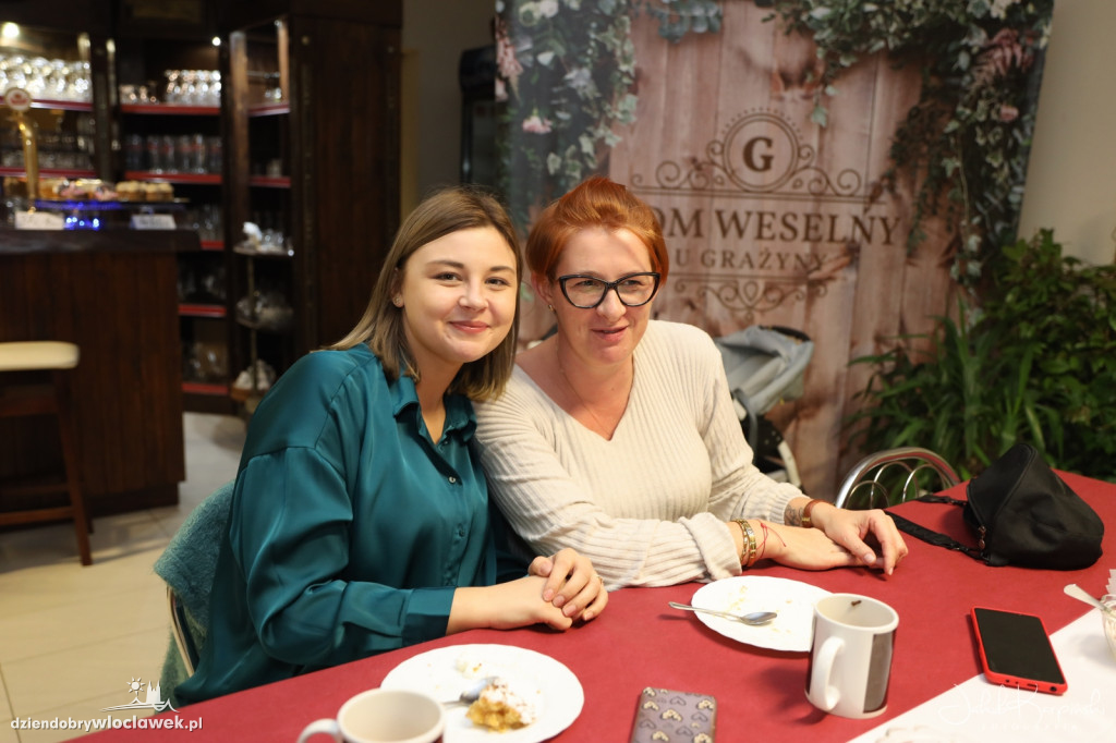 Dzieci dekorowały pierniki U Grażyny