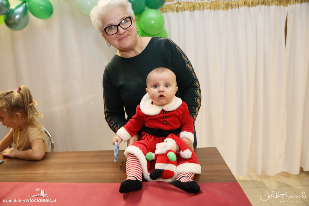 Dzieci dekorowały pierniki U Grażyny