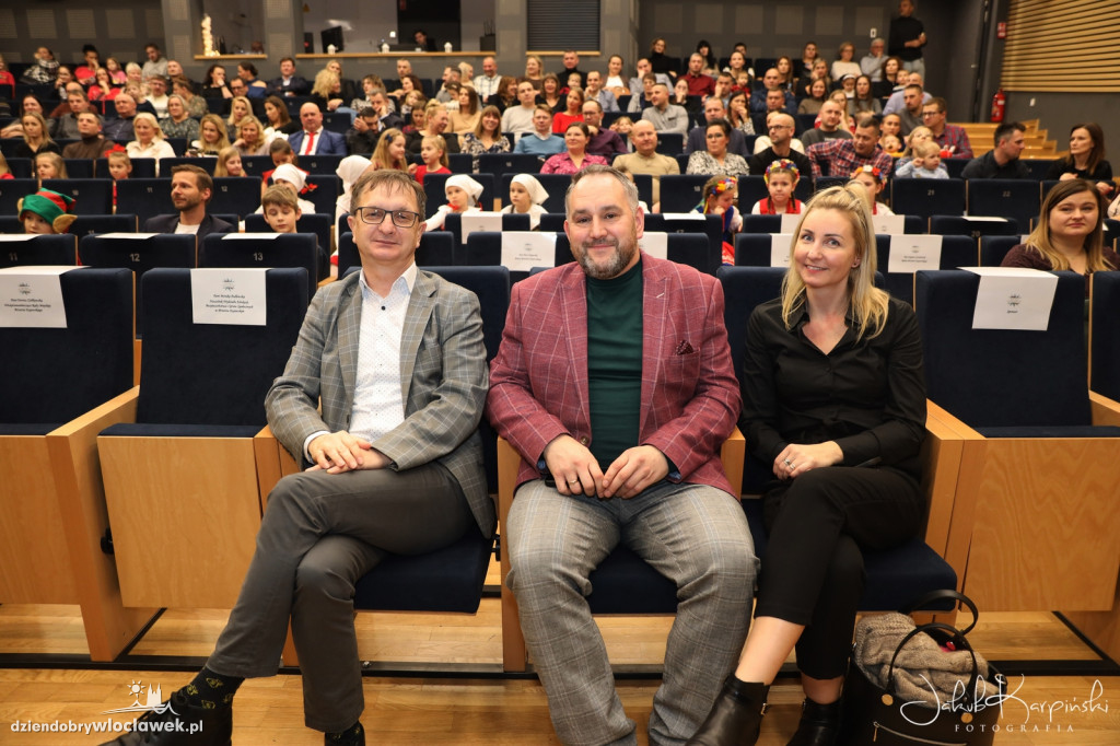 Koncert i kiermasz Bożonarodzeniowy w Wahadle