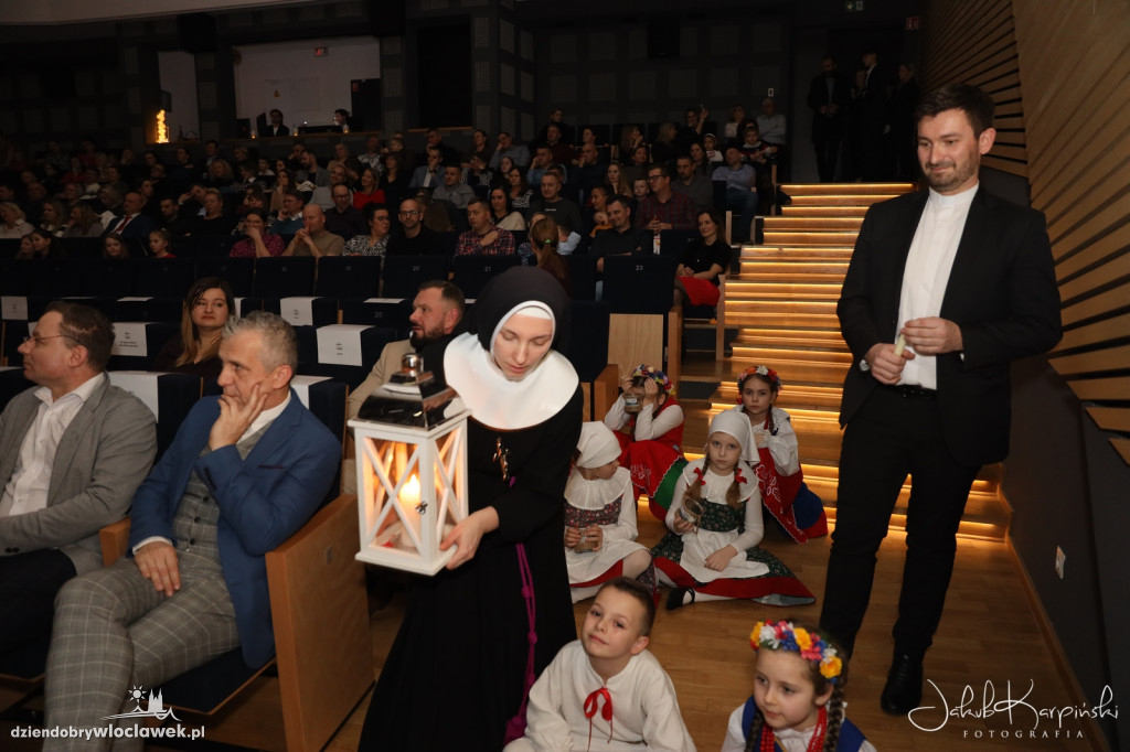 Koncert i kiermasz Bożonarodzeniowy w Wahadle