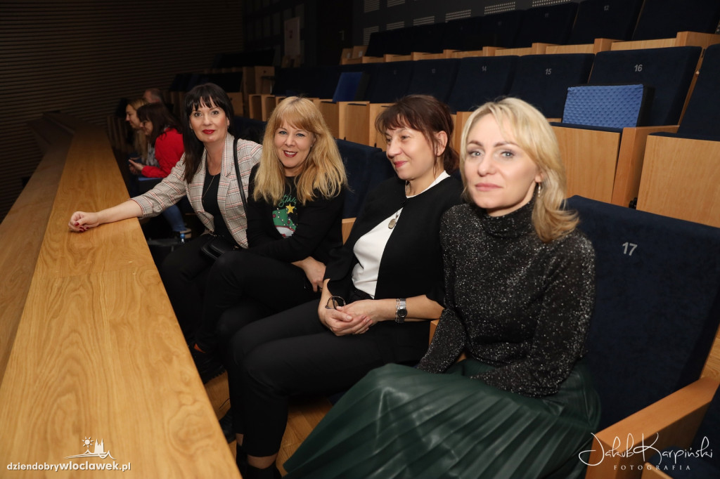 Koncert i kiermasz Bożonarodzeniowy w Wahadle