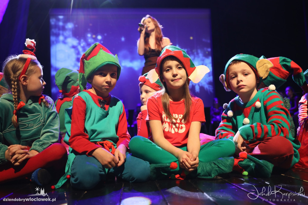 Koncert i kiermasz Bożonarodzeniowy w Wahadle