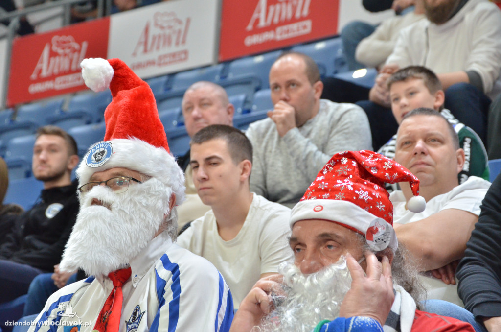Kibice na meczu Anwil - Legia Warszawa